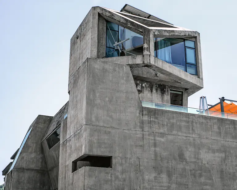 S. 160, Owl House